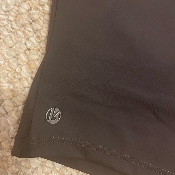 Buffbunny top - Picture 3 of 3